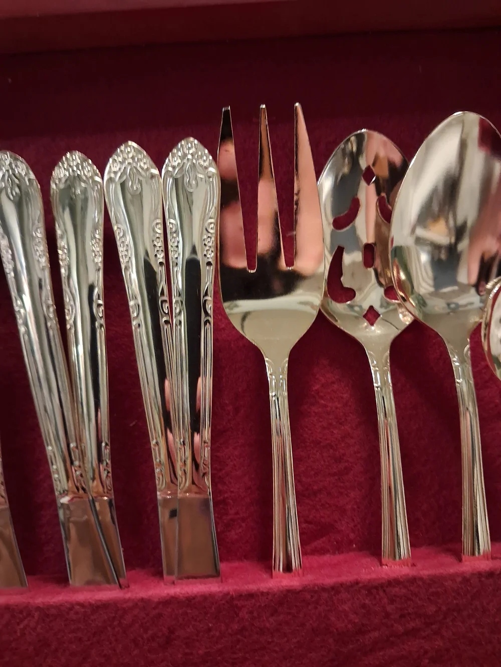 VTG Prescott Forge 45-Piece Gold Flatware Set with Storage Case